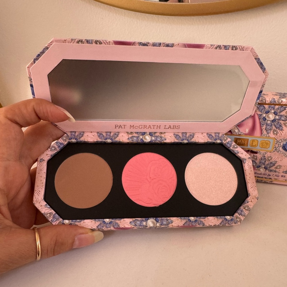 Pat McGrath Blush Trio - Vibrant Pink, Soft Brown, Shimmering Cream
